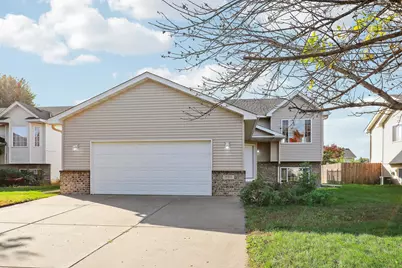 890 Newport Avenue, Shakopee, MN 55379 - Photo 1