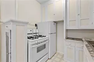 1909 Emerson Ave S, Minneapolis, MN 55403 - Photo 11