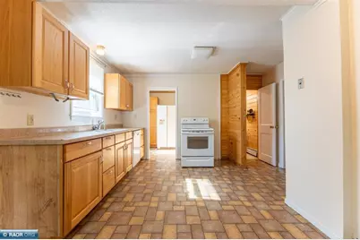 212 8th Street S, Virginia, MN 55792 - Photo 11