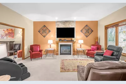 10512 Hidden Oaks Lane N, Champlin, MN 55369 - Photo 5