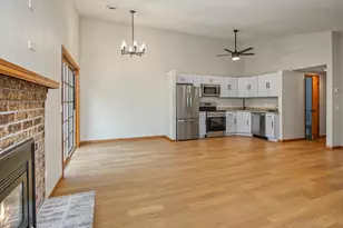 3612 Gershwin Ln N, Oakdale, MN 55128 - Photo 11