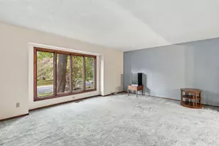 313 Brandywine Dr, Burnsville, MN 55337 - Photo 5