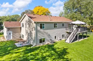6982 Carlyle Rd, Woodbury, MN 55125 - Photo 45