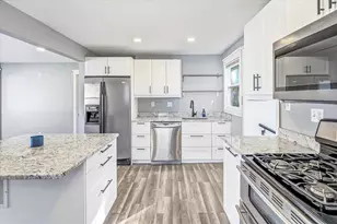 1812 9th St, White Bear Lake, MN 55110 - Photo 5