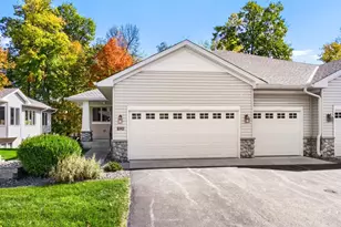 9224 Blackoaks Ln N, Maple Grove, MN 55311 - Photo 3