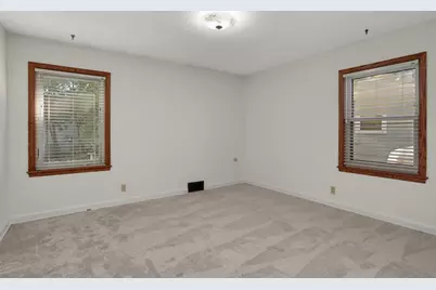 1208 Hoyt Avenue E, Saint Paul, MN 55106 - Photo 9