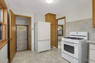 1208 Hoyt Avenue E, Saint Paul, MN 55106 - Photo 7