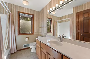 1289 Donegal Bay, Woodbury, MN 55125 - Photo 39