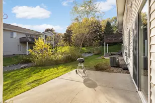 12818 Glen Ct, Apple Valley, MN 55124 - Photo 29