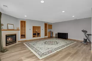 12818 Glen Ct, Apple Valley, MN 55124 - Photo 23