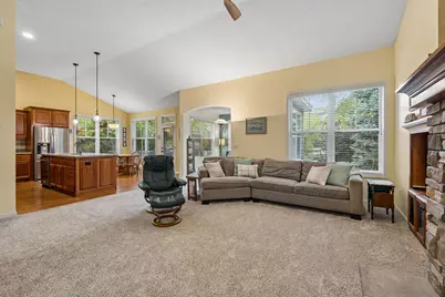 5214 108th Avenue N, Brooklyn Park, MN 55443 - Photo 23