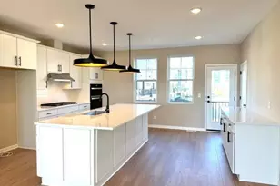 2279 Beechwood Ave, Saint Paul, MN 55116 - Photo 7