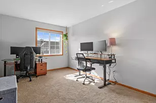 492 Willoughby Way W, Minnetonka, MN 55305 - Photo 7
