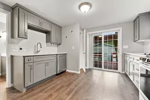956 Humboldt Ave, West Saint Paul, MN 55118 - Photo 21