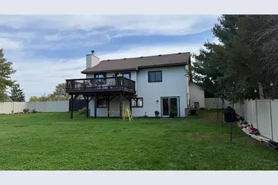 8749 Queens Gardens, Brooklyn Park, MN 55443 - Photo 5
