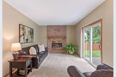 13640 Gardenia Path, Apple Valley, MN 55124 - Photo 15