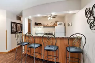 10211 Cedar Lake Rd, Minnetonka, MN 55305 - Photo 15