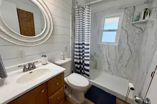 926 W Lake Dr, Detroit Lakes, MN 56501 - Photo 9