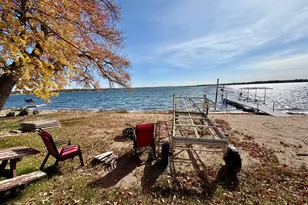 926 W Lake Dr, Detroit Lakes, MN 56501 - Photo 19