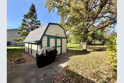 926 W Lake Drive, Detroit Lakes, MN 56501 - Photo 17