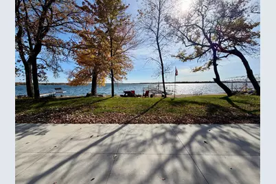 926 W Lake Drive, Detroit Lakes, MN 56501 - Photo 21