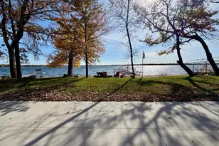 926 W Lake Dr, Detroit Lakes, MN 56501 - Photo 21