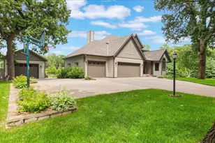301 21st St N, Sartell, MN 56377 - Photo 5