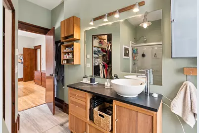 2421 Emerson Avenue S #103, Minneapolis, MN 55405 - Photo 15