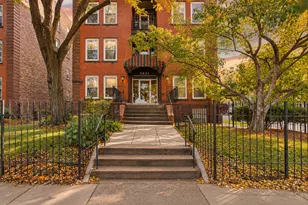 2421 Emerson Ave S, Minneapolis, MN 55405 - Photo 29