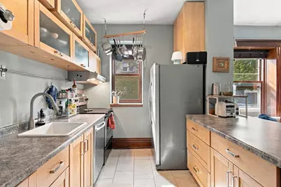 2421 Emerson Avenue S #103, Minneapolis, MN 55405 - Photo 11