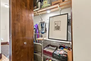 2421 Emerson Ave S, Minneapolis, MN 55405 - Photo 21