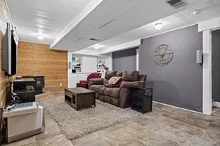 1311 W 5th St, Winona, MN 55987 - Photo 17