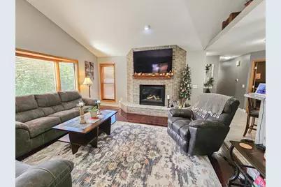 310 N Lincoln Street, Redwood Falls, MN 56283 - Photo 15