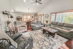 310 N Lincoln St, Redwood Falls, MN 56283 - Photo 13