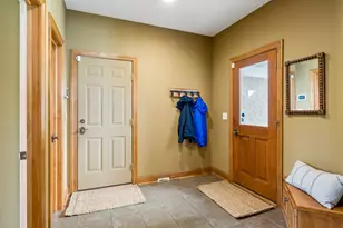 14030 Stonegate Ln, Minnetonka, MN 55345 - Photo 15
