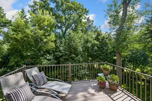 14030 Stonegate Ln, Minnetonka, MN 55345 - Photo 9