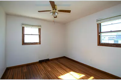 508 N Main Street, Winthrop, MN 55396 - Photo 11