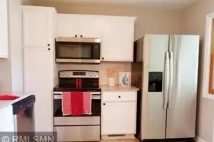 725 N Washington Ave, Saint Peter, MN 56082 - Photo 9