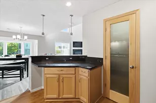 15225 Stonewood Terrace, Burnsville, MN 55306 - Photo 17