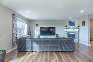 1457 Nutmeg Cir, Carver, MN 55315 - Photo 21