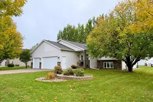 3001 9th Ave S, Moorhead, MN 56560 - Photo 33