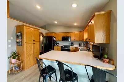 3001 9th Avenue S, Moorhead, MN 56560 - Photo 3