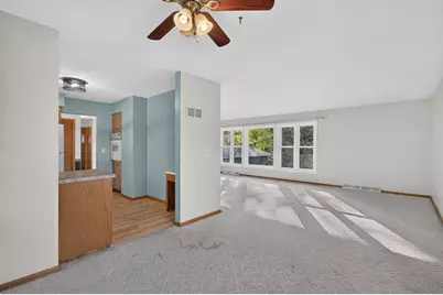 909 7th Avenue, Howard Lake, MN 55349 - Photo 9