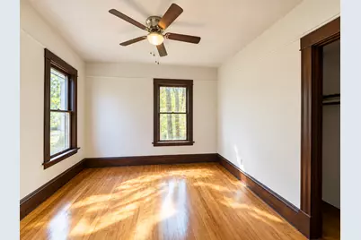 4049 Girard Avenue N, Minneapolis, MN 55412 - Photo 9