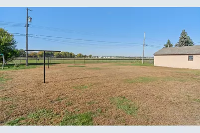 5641 Regent Avenue N, Crystal, MN 55429 - Photo 21