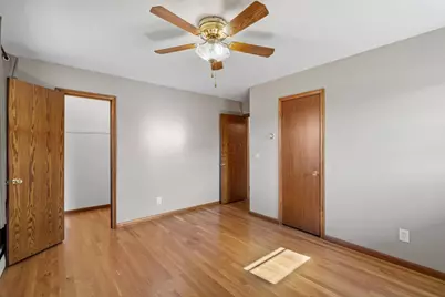5641 Regent Avenue N, Crystal, MN 55429 - Photo 11