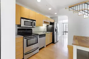 10 E 26th St, Minneapolis, MN 55404 - Photo 15