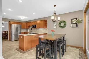 18062 Judicial Way N, Lakeville, MN 55044 - Photo 9