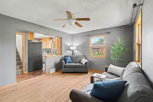 233 5th Ave NE, Osseo, MN 55369 - Photo 7