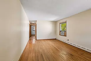 3739 Lee Ave N, Robbinsdale, MN 55422 - Photo 5